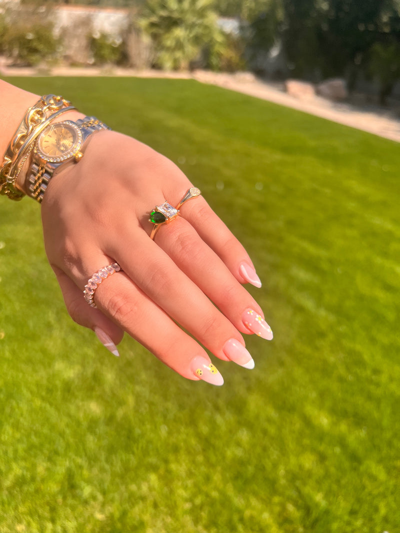 Pear Emerald Toi et Moi Ring